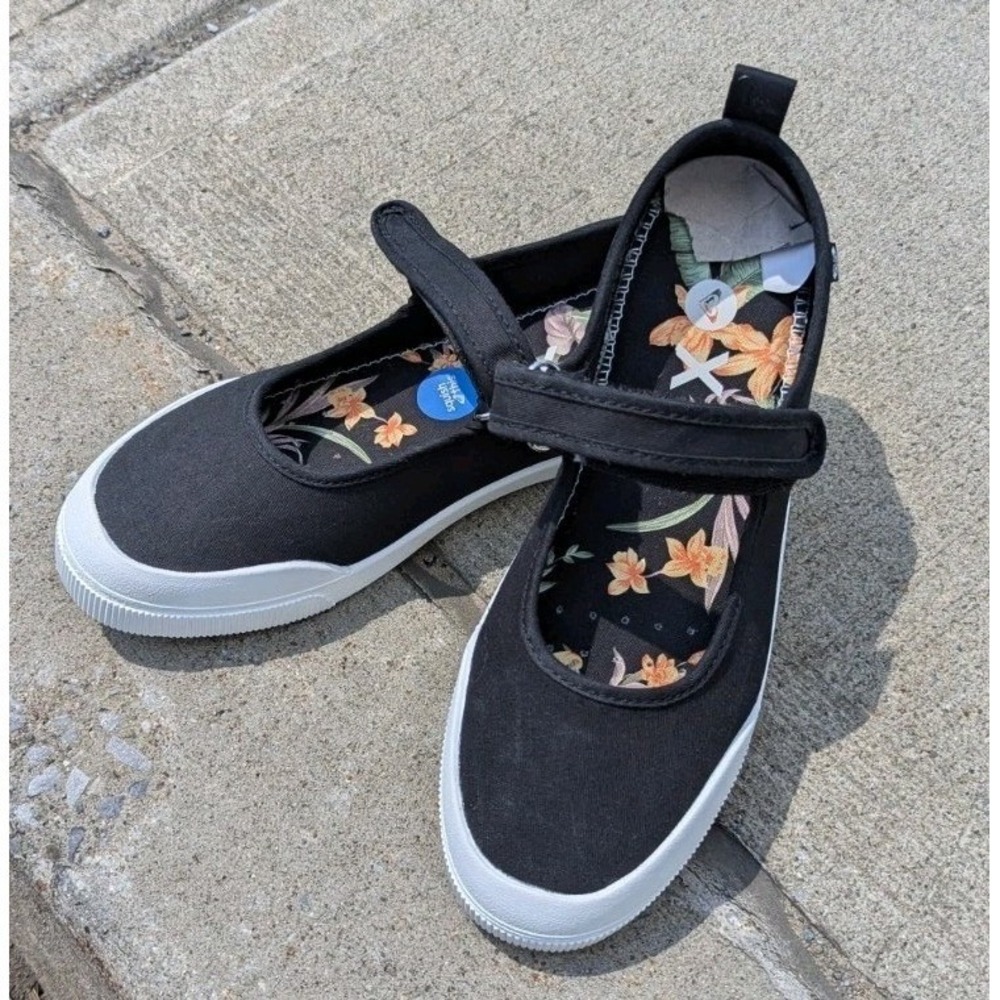 Roxy Sunfari Mary Jane Sneakers Black Canvas Comfort Casual NIB Women's 8